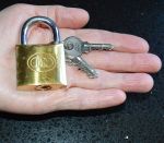 Solid Brass Tri-Circle Padlock With 3 x Keys - 38mm / 1-1/2"